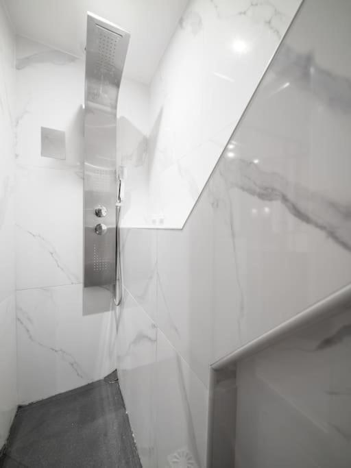 Appartement Tout Equipe Au Coeur Du Panier Vieux Port مارسيليا المظهر الخارجي الصورة